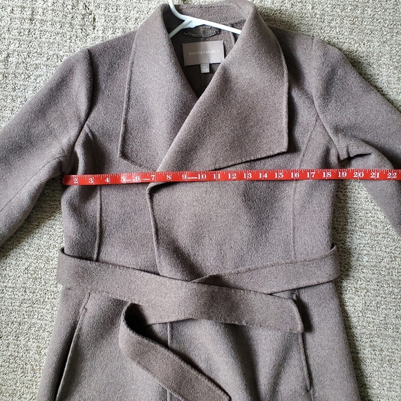 ✅ Banana Republic Double-Faced Merino Wool Wrap Coat, Taupe (XS) - Picture 13 of 14